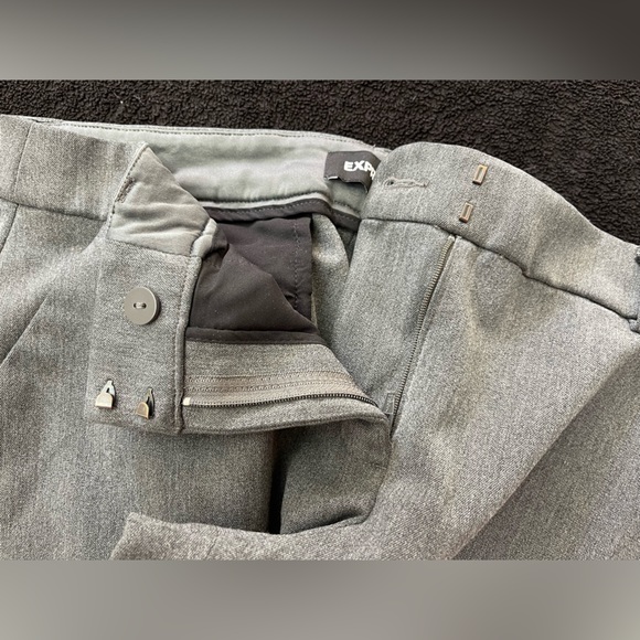 Women’s Express Editor Boot Cut Gray Suit Low-Rise Pants - Picture 3 of 5